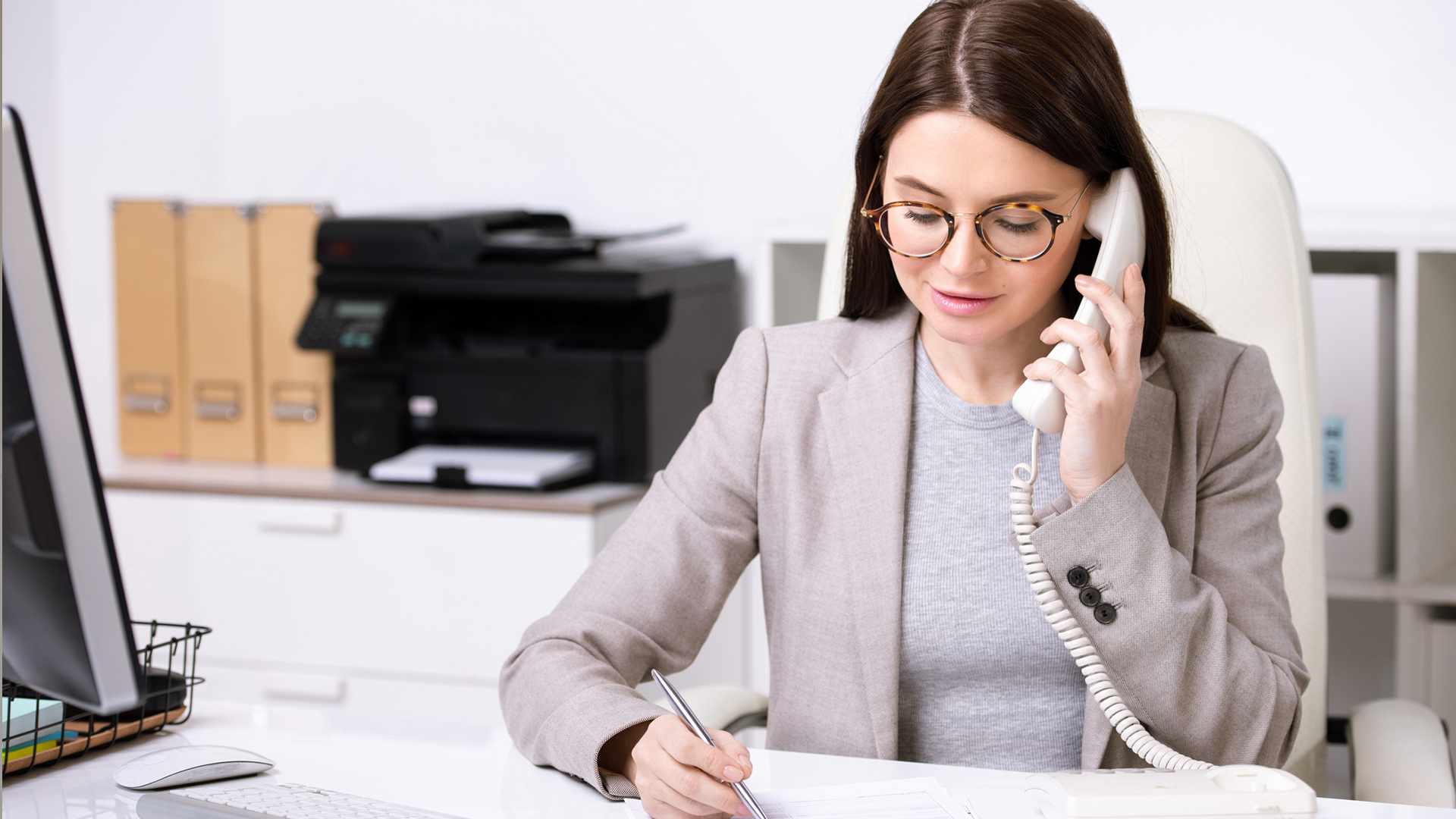 Study Paralegal Technology Course, Program, Diploma Online